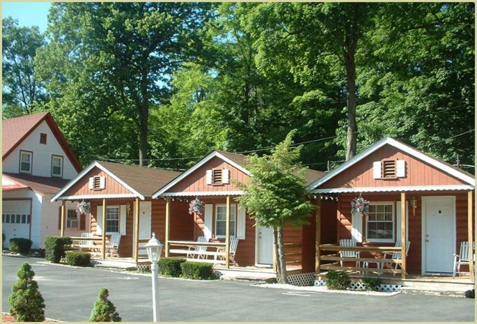 Seven Dwarfs Motel & Cabins Lake George Zewnętrze zdjęcie